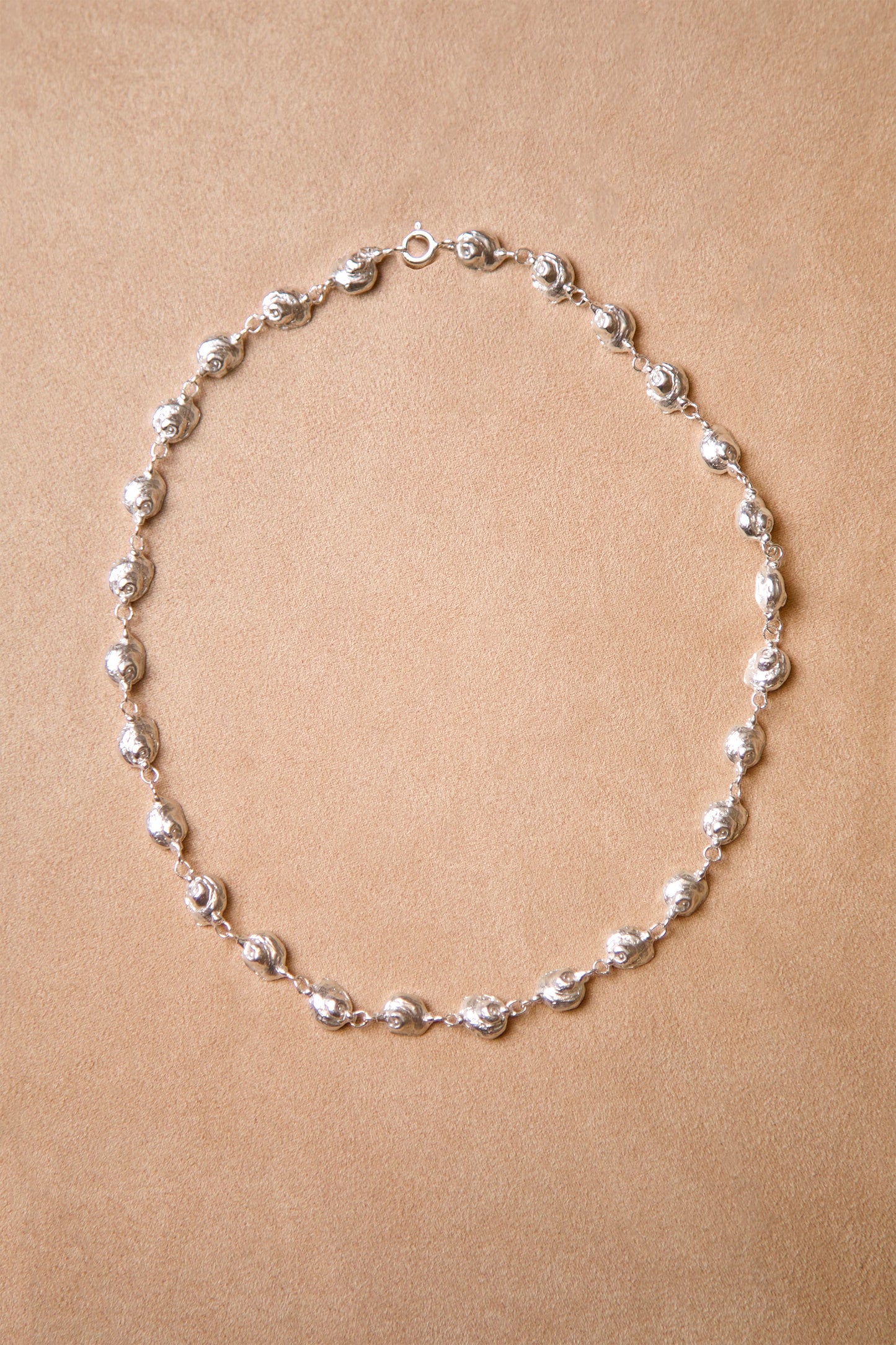 MINI PEARL SEASHELL NECKLACE