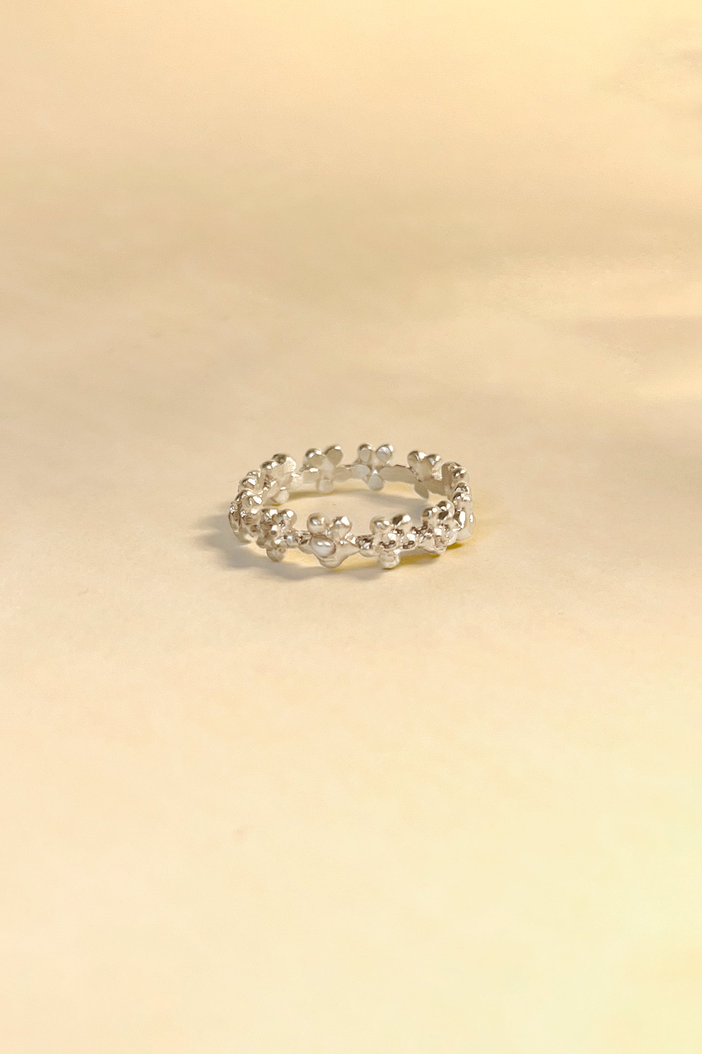PETAL PEARL RING