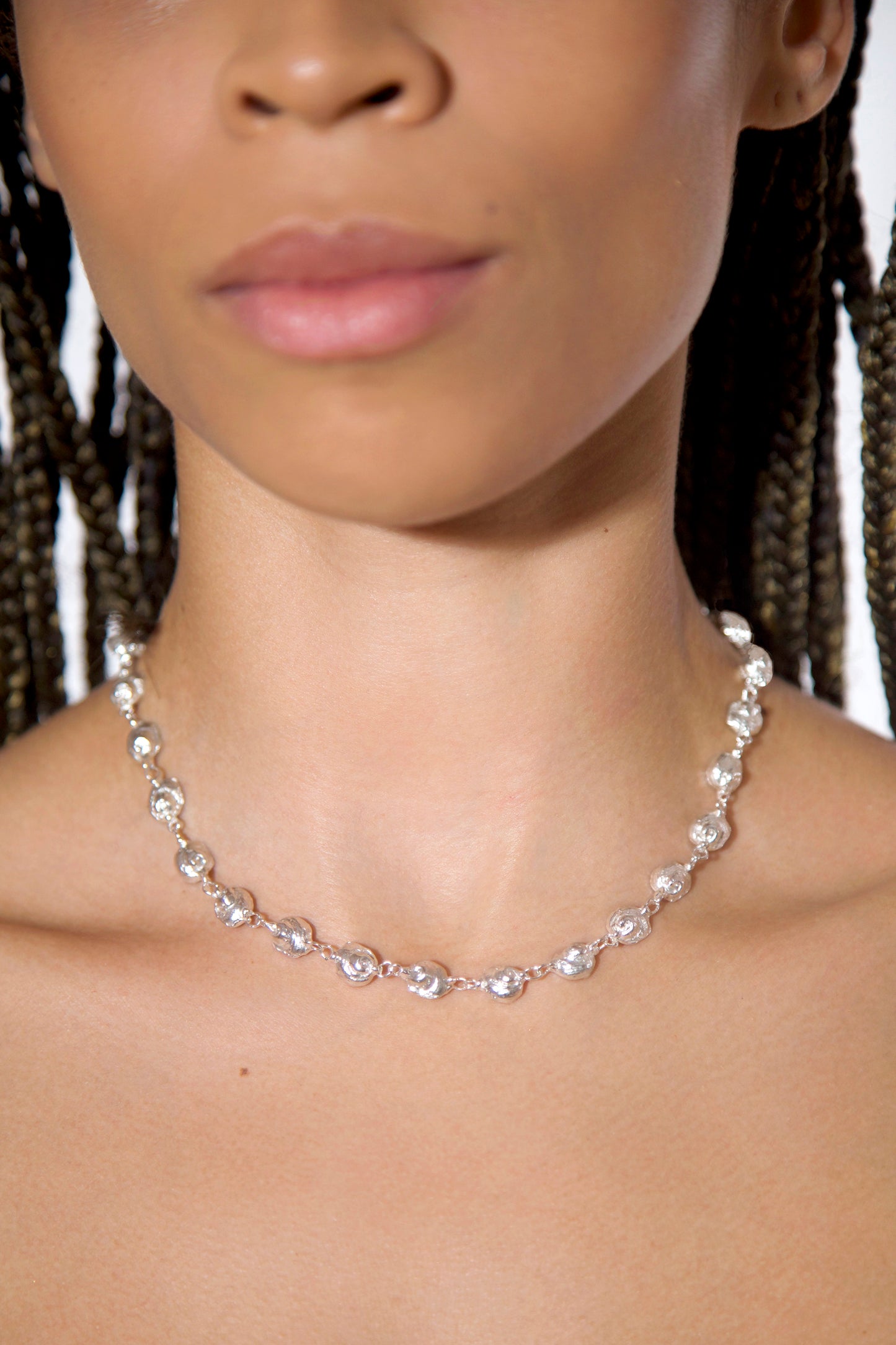 MINI PEARL SEASHELL NECKLACE